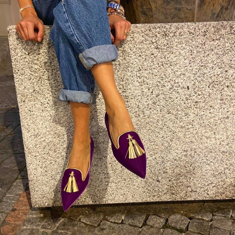 Spring/Summer 2026 Solid Color - Pointed Toe Flat recension och pris