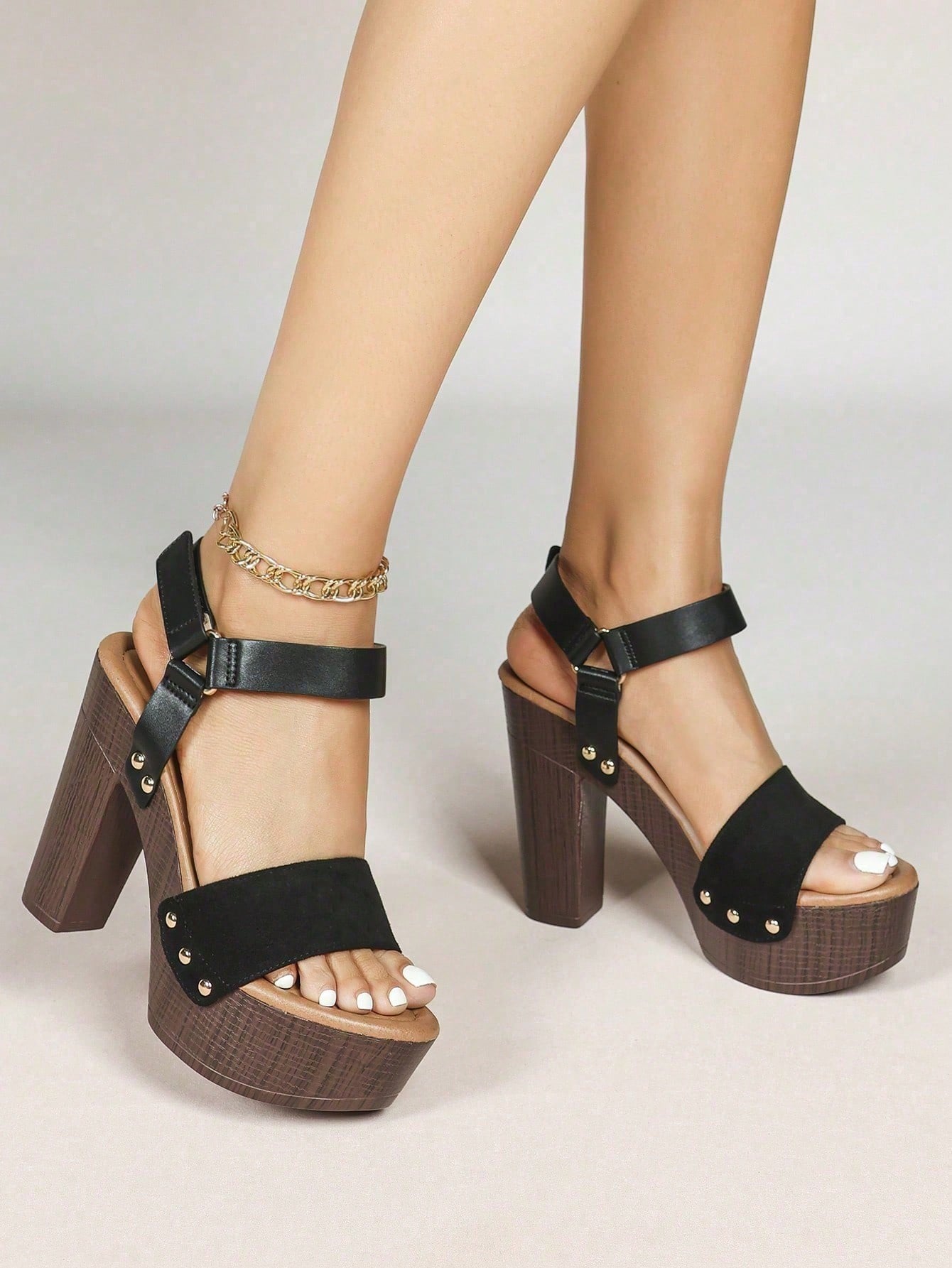 Women Crisscross Band Fashion  - Platform Mule Heel recension och pris