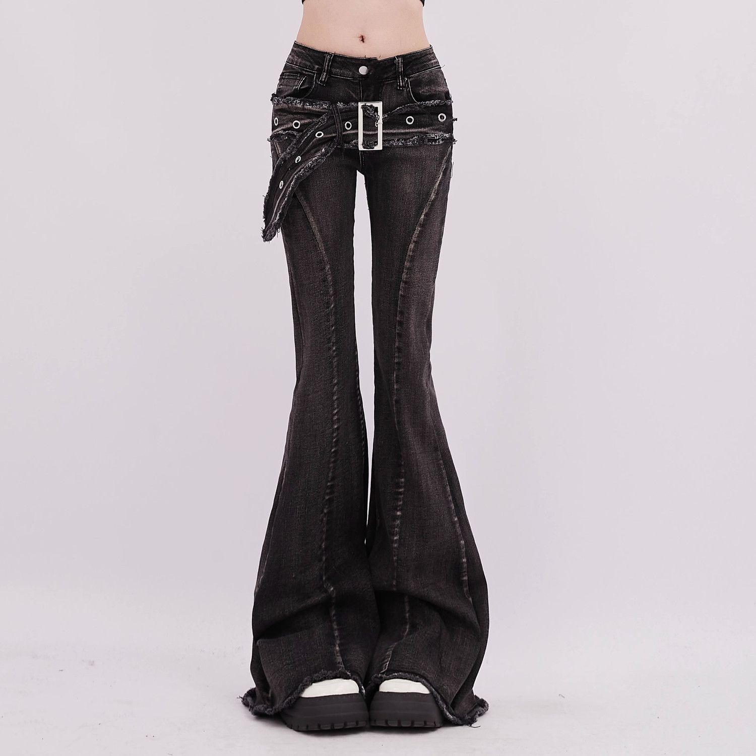 Vintage Slim Micro-flare Jeans - Women Shoes Jeans recension och pris