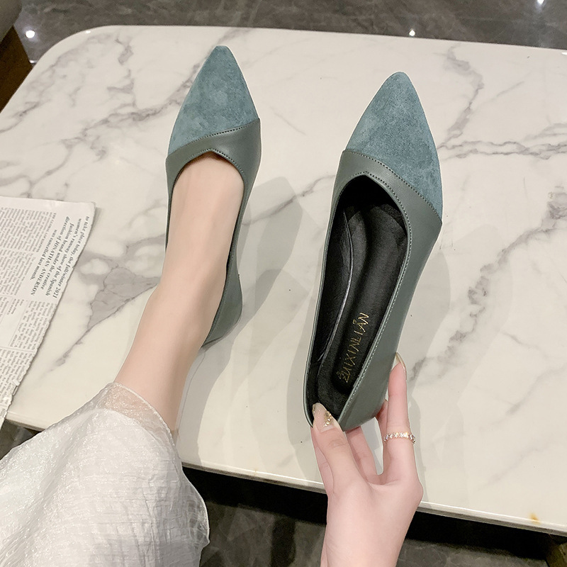 Flat black leather shoes for w - Pointed Toe Flat recension och pris