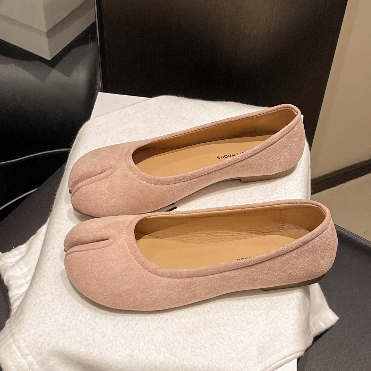 Japanese Style Tabi Ninja Shoe - Women Shoes Jeans recension och pris