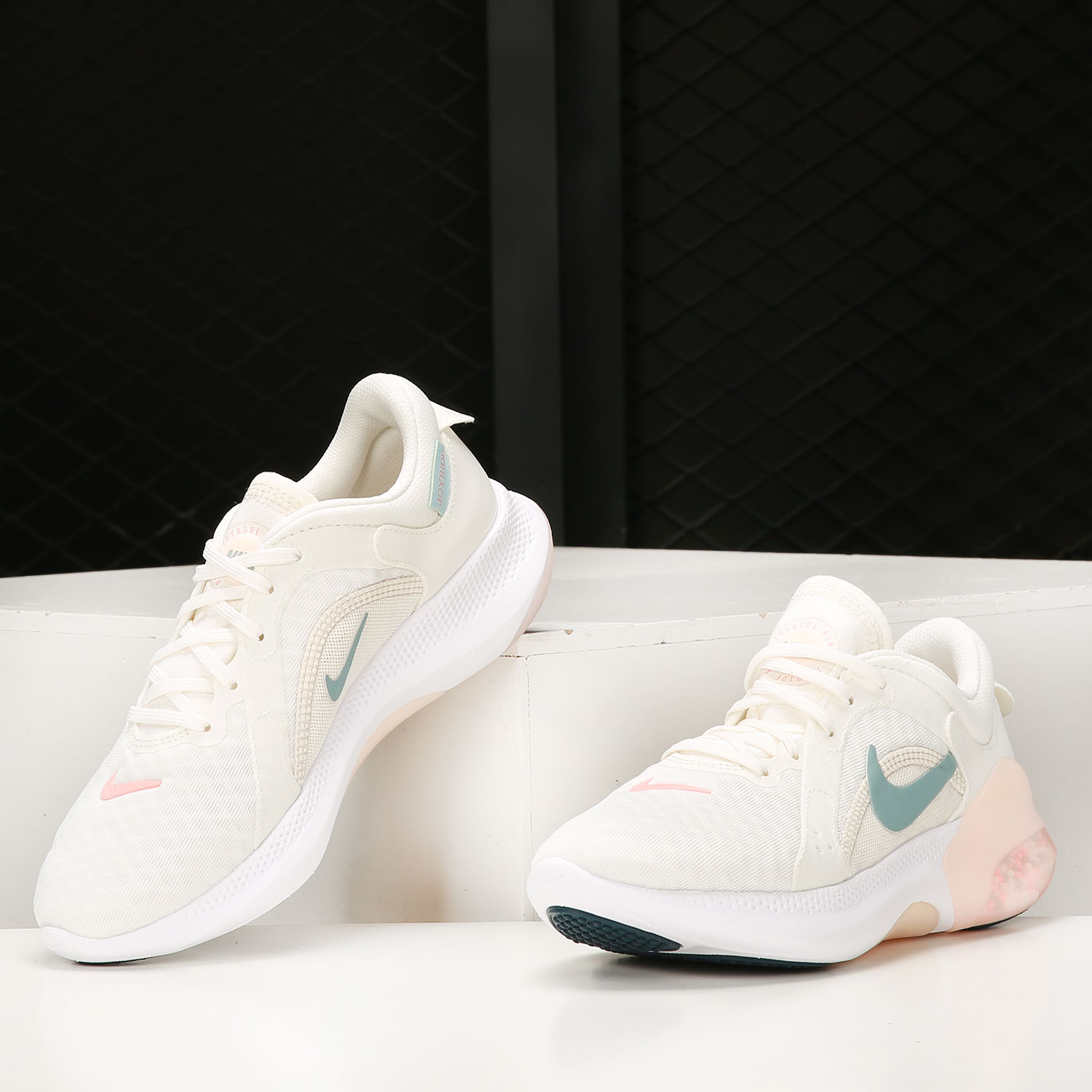 Nike Authentic Joyride Dual Ru - Women Shoes Running Nike recension och pris